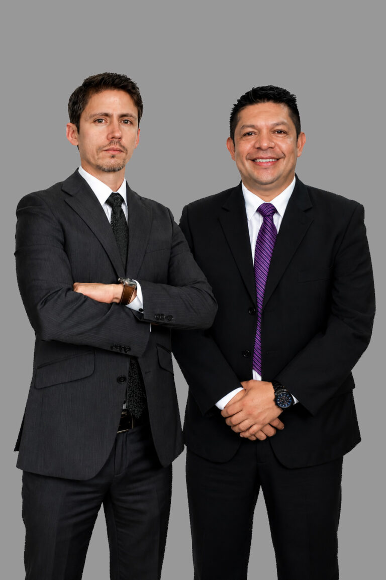 abogados 1 200k